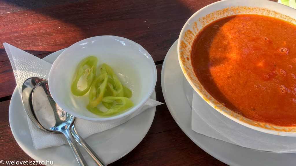 Halászlé teszt: Tiszaderzsi Halászkert