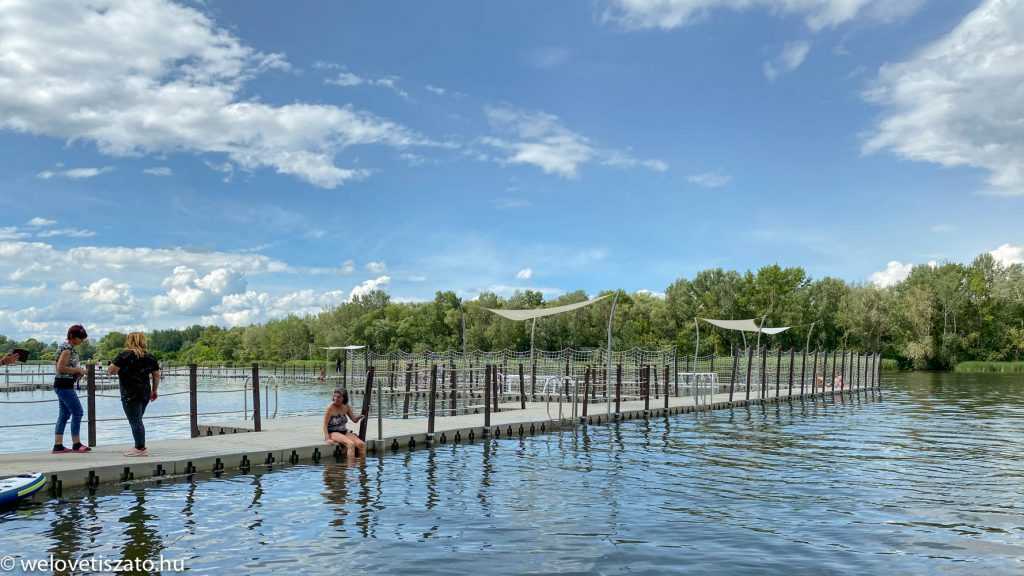 Strandok a Tisza-tó körül. Vízminőség? Príma!
