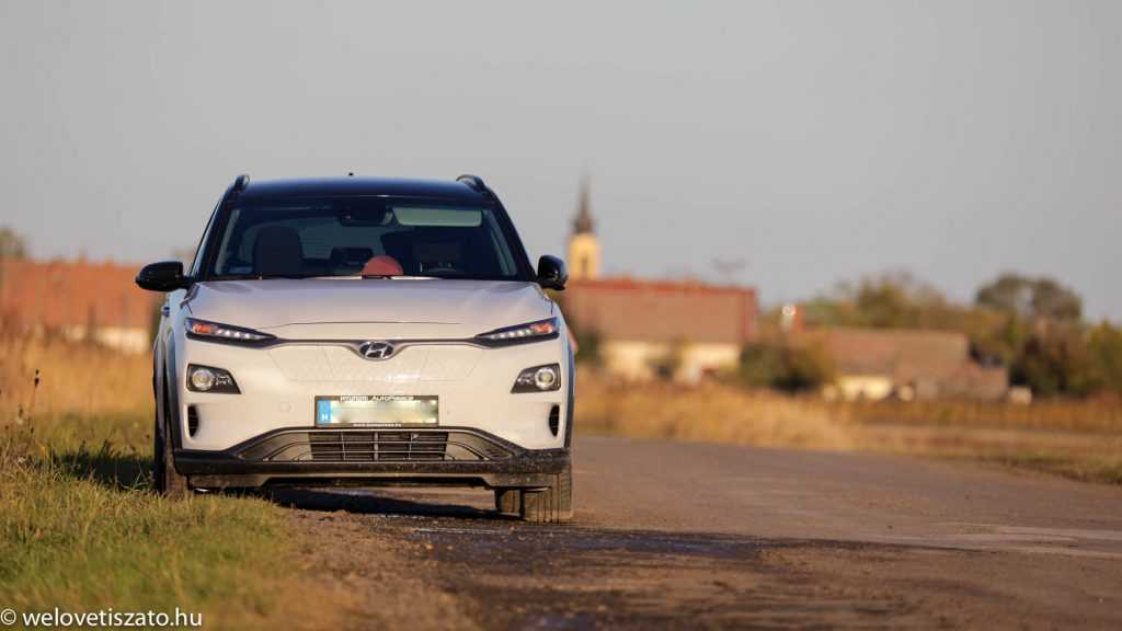 Madárles Hortobágy határában – hangtalanul négy keréken